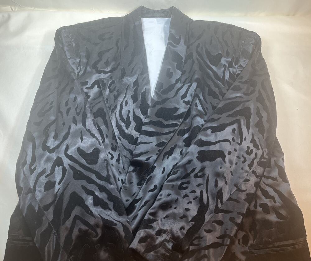 Vintage 80s MONDI Women’s W.Germany Blazer 40 Black Velvet Flocked Animal Print